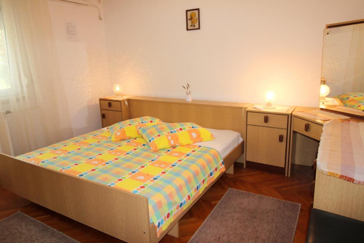 Apartment Valentina Liznjan Exterior photo