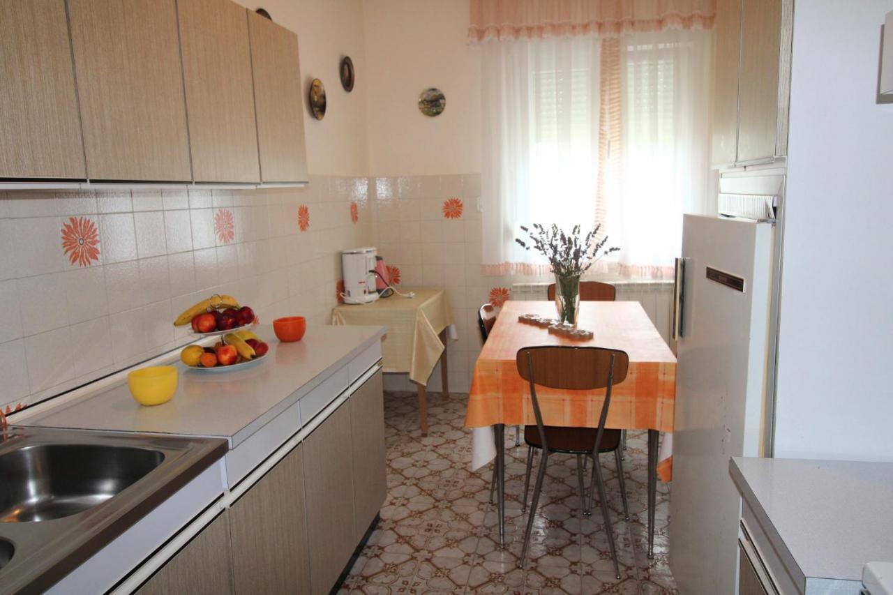 Apartment Valentina Liznjan Exterior photo